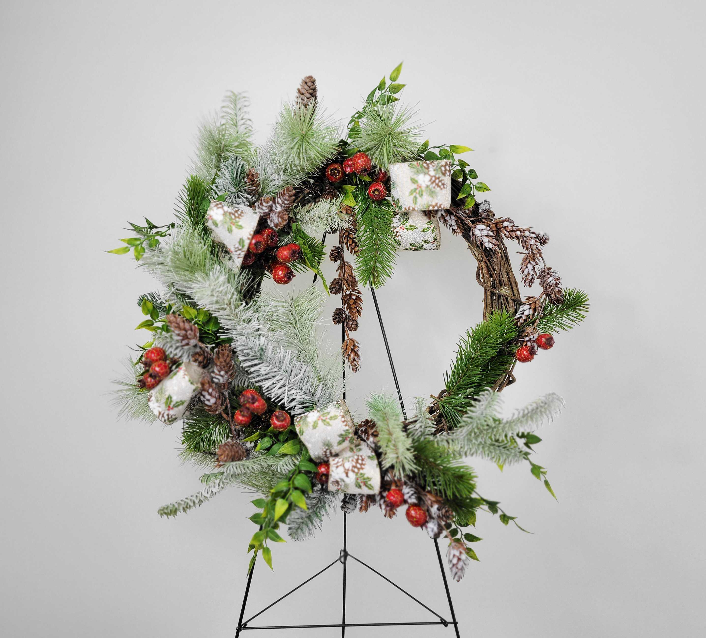 Frosted Berry Holiday Wreath