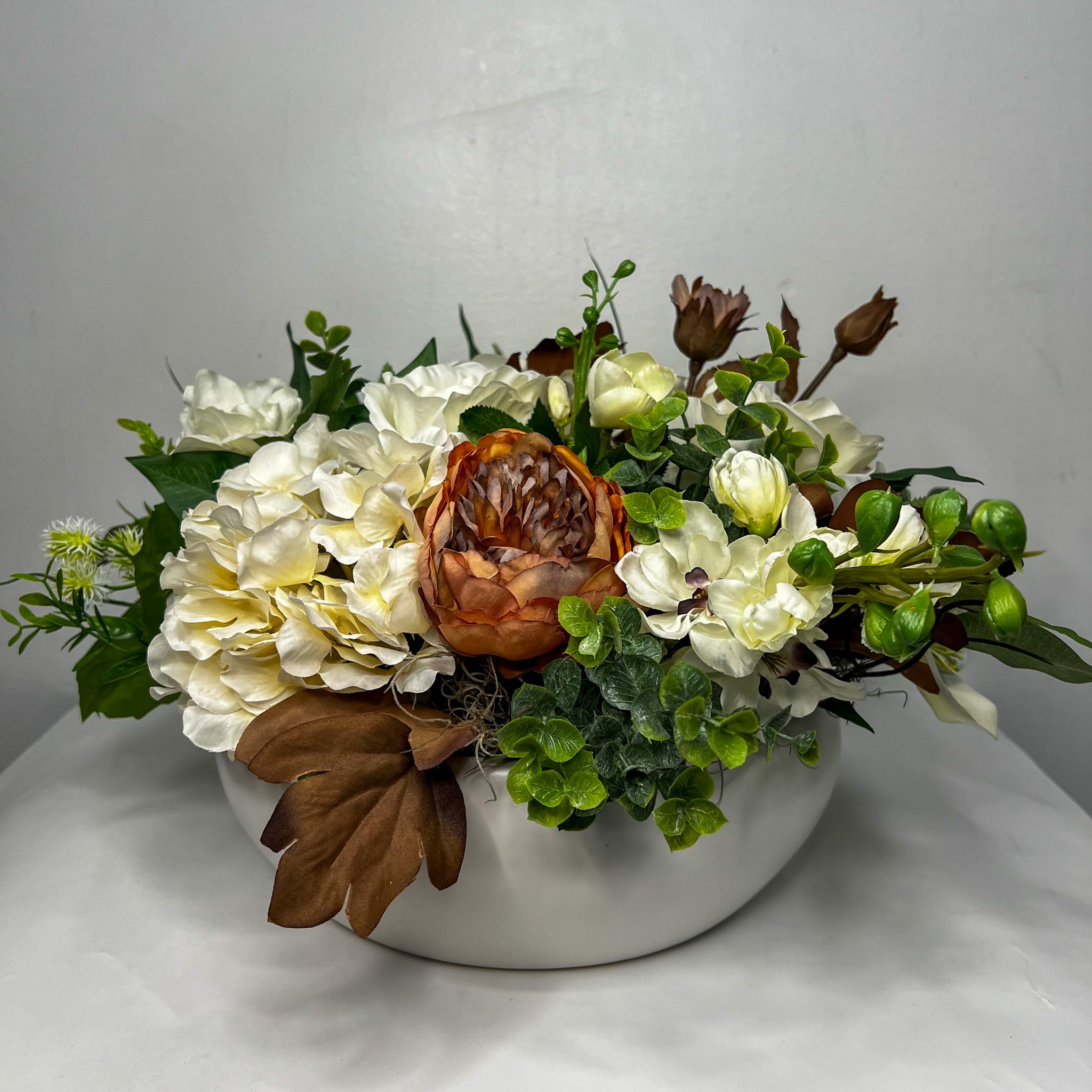 Pure Serenity Neutral Silk Centerpiece