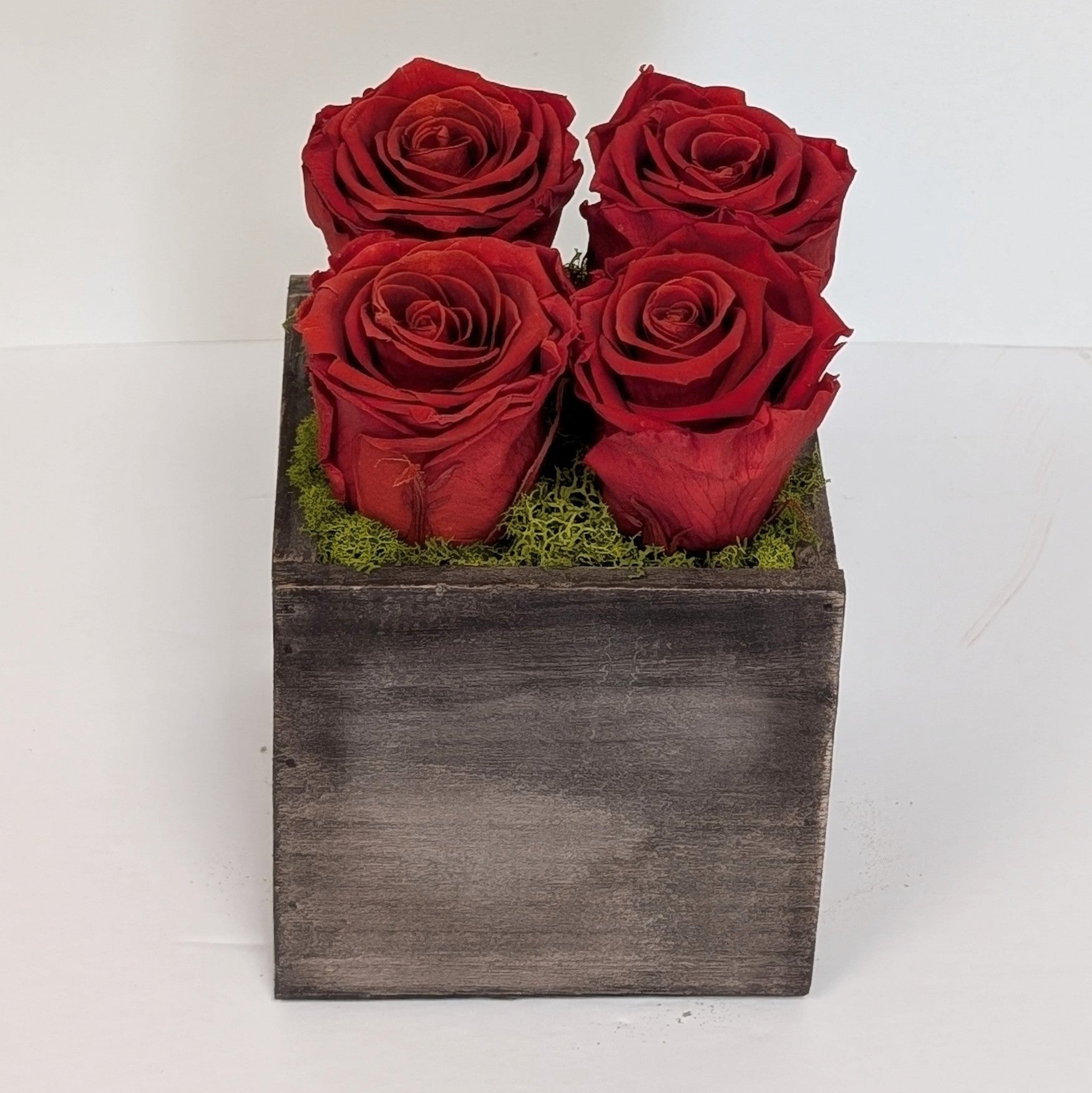 Eternal Love: Preserved Red Roses in Wooden Box