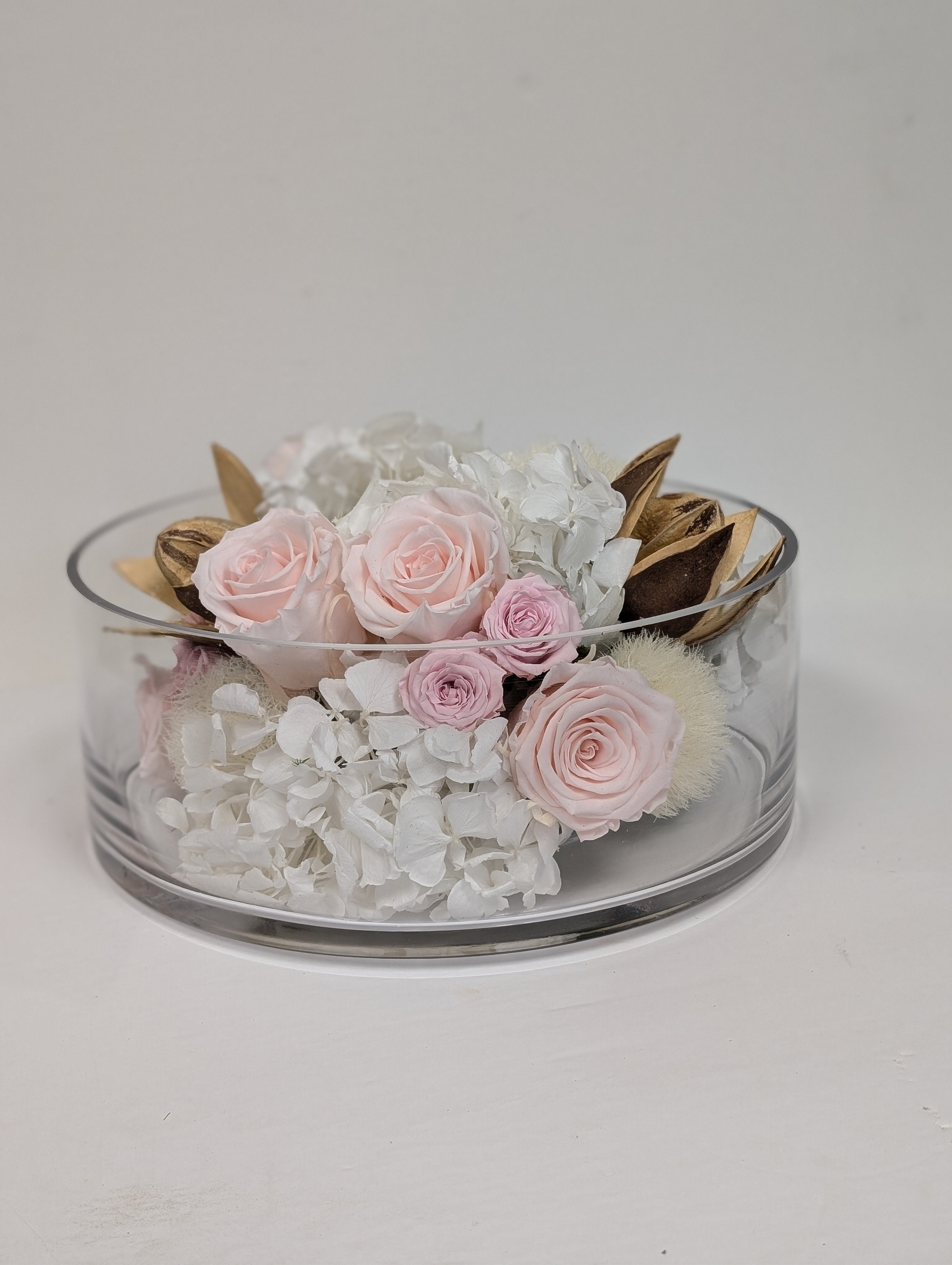 Blushing Bloom: 360° Preserved Flower Centerpiece