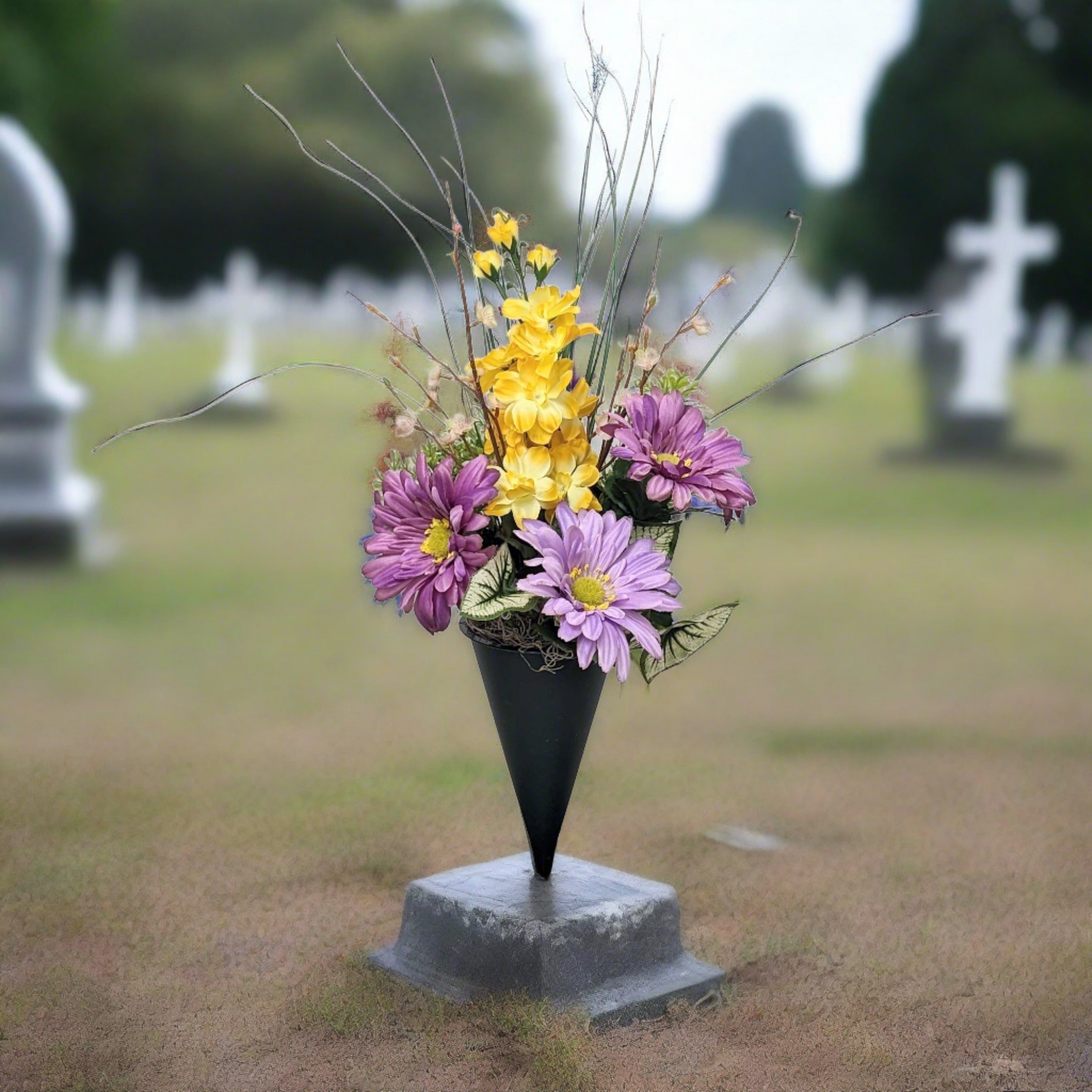 Royal Blooms Grave Cup