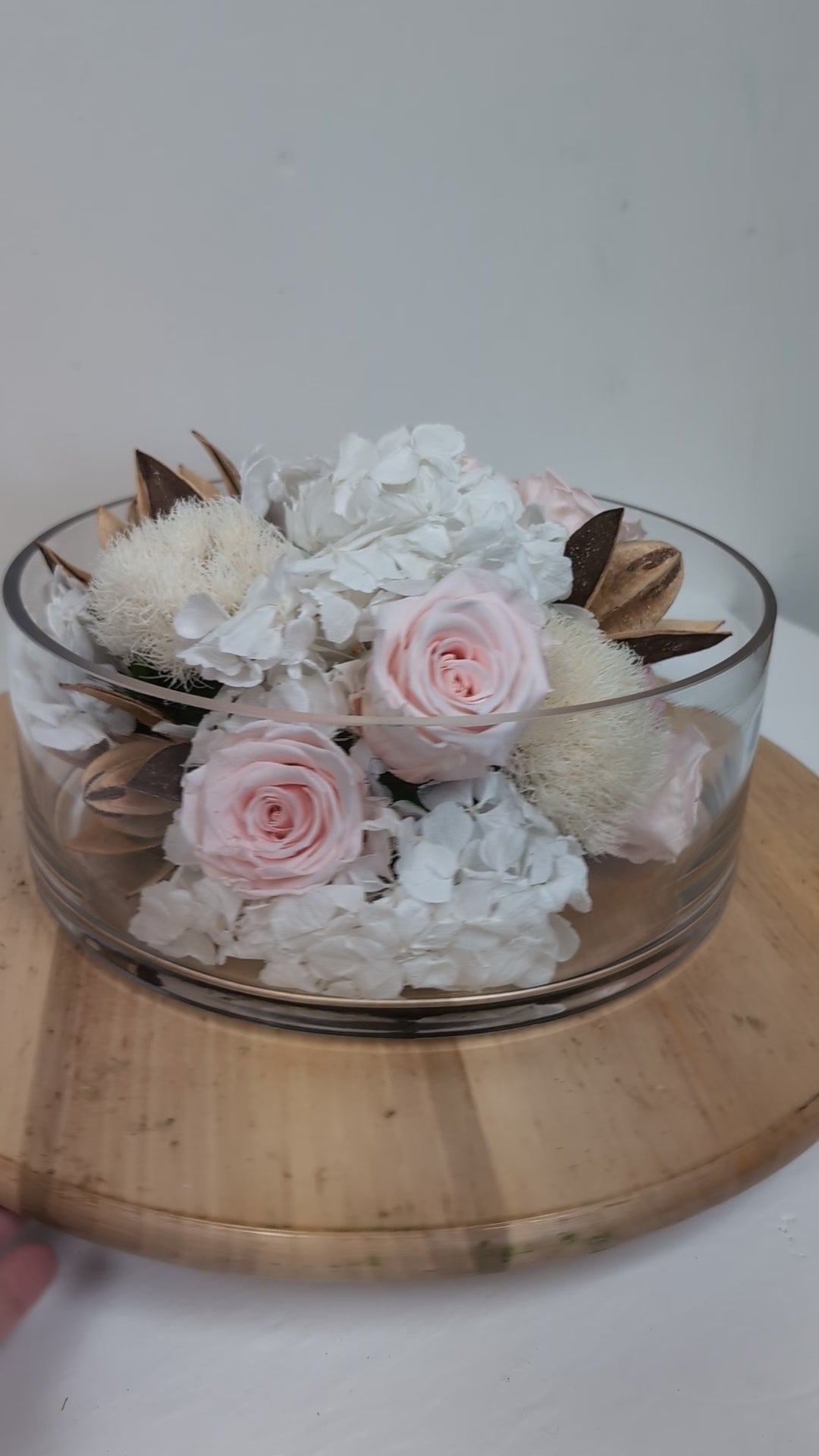 Blushing Bloom: 360° Preserved Flower Centerpiece